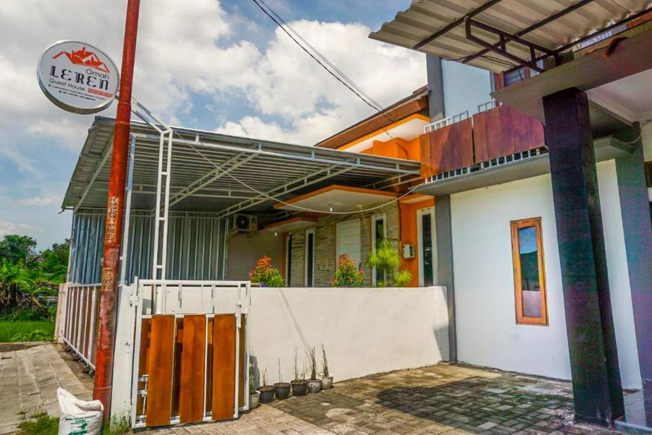 Omah Leren Mitra Reddoorz Near Gembiraloka Zoo Yogyakarta Hotell Eksteriør bilde