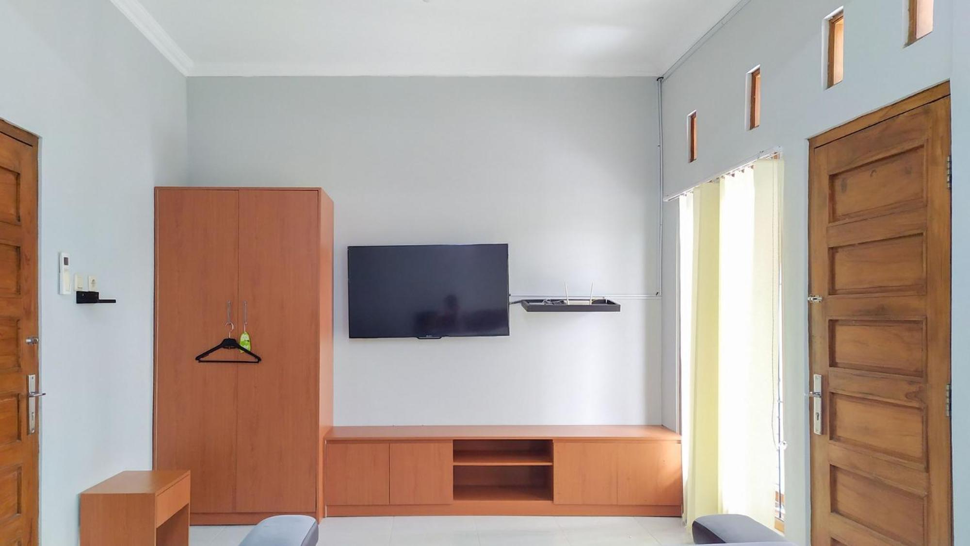 Omah Leren Mitra Reddoorz Near Gembiraloka Zoo Yogyakarta Hotell Eksteriør bilde