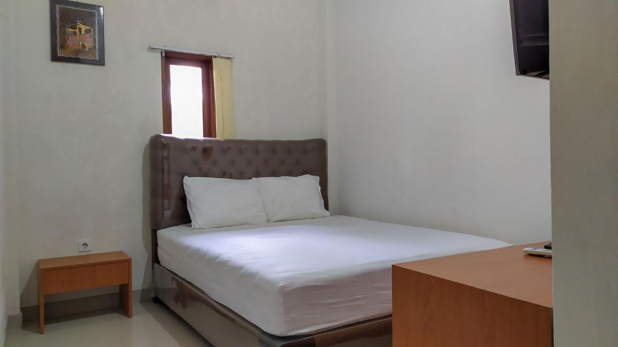 Omah Leren Mitra Reddoorz Near Gembiraloka Zoo Yogyakarta Hotell Eksteriør bilde